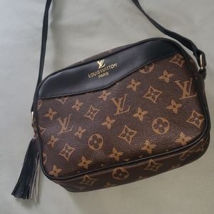 Imitation Louis Vuitton Bag